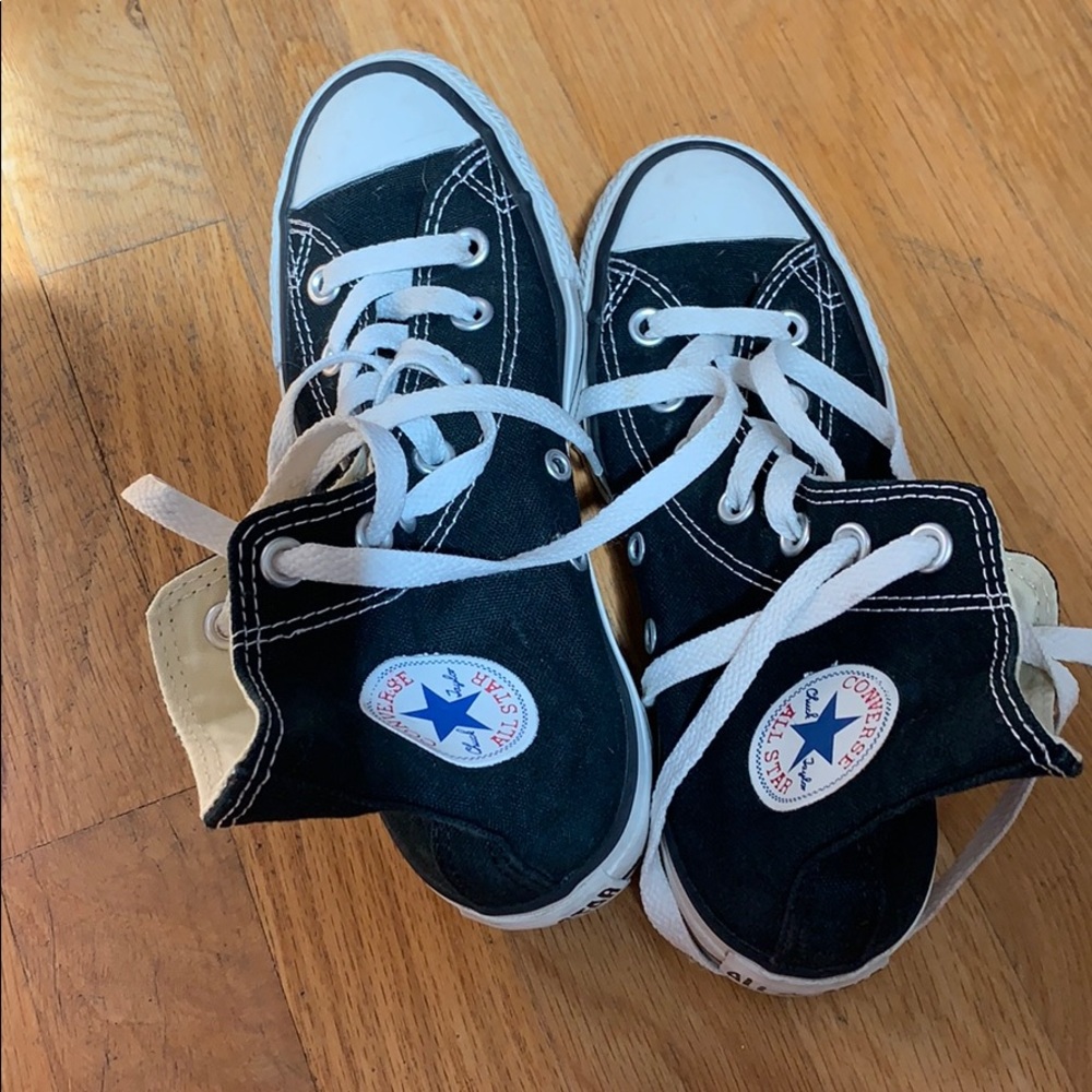 Black converse hitops